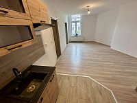 Pronájem nově zrekonstruovaného bytu 2+kk, 48 m², Semily – Komenského náměstí - IMG_9399.jpeg