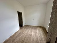 Pronájem nově zrekonstruovaného bytu 2+kk, 48 m², Semily – Komenského náměstí - IMG_9407.jpeg