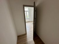 Pronájem nově zrekonstruovaného bytu 2+kk, 48 m², Semily – Komenského náměstí - IMG_9410.jpeg