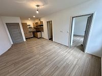 Pronájem nově zrekonstruovaného bytu 2+kk, 48 m², Semily – Komenského náměstí - IMG_9415.jpeg