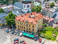 Pronájem bytu 2+kk v přízemí domu, Semily – Komenského náměstí - 01.jpg