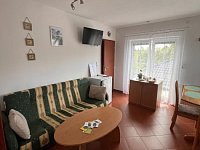 Pronájem  apartmánu 1+kk s vlastní koupelnou a WC v rodinném domě  k dlouhodobému pronájmu - IMG_7959.JPG