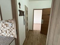Pronájem bytu 2+kk nedaleko centra města - Jizerská ulice - 414480c1-1166-4ed1-bcfa-eac34cfc3971.jpg