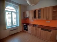 Pronájem bytu 3+1, 98 m2 v centru Tábora