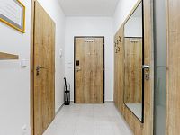 Prodej apartmánového bytu Lipno nad Vltavou - Fotoface_36.jpg