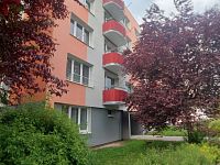 Pronájem bytu 1+1 s balkónem, 39 m² v Táboře na Náchodském sídlišti - 20250529_184339[1].jpg