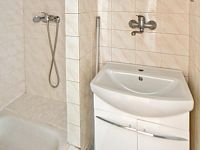 Prodej bytu 2+1, 63 m² s vlastní oplocenou zahrádkou 72 m² ve Veselí nad Lužnicí - hotovo-9.jpg
