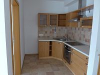 Pronájem bytu 2+kk s terasou a garáží České Budějovice - P1100745.JPG