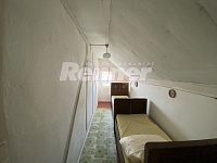 Prodej, rodinný dům, 5+1, zastavěná plocha 143 m2, výměra pozemku 1 537 m2, Cvikov - IMG_7603.jpg