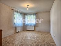 Rodinný dům 4+kk, po kompletní rekonstrukci, zast. plocha 79m2 + 890m2 zahrada, Dobrná, okr. Děčín - 20231011_143448.jpg