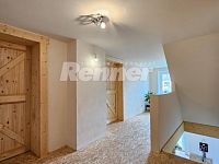 Rodinný dům 4+kk, po kompletní rekonstrukci, zast. plocha 79m2 + 890m2 zahrada, Dobrná, okr. Děčín - 20240611_103831.jpg