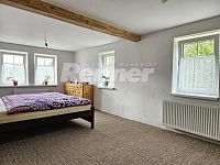 Rodinný dům 4+kk, po kompletní rekonstrukci, zast. plocha 79m2 + 890m2 zahrada, Dobrná, okr. Děčín - 20240711_115728.jpg