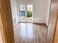 Pronájem,  Byt 2+1(38m2), zahrada, po rekonstrukci. - 1000032859.jpg