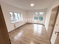 Pronájem,  Byt 2+kk (45 m2), zahrada, parkování, po rekonstrukci. - 1000032928.jpg