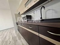 Pronájem, Byt 2+kk (42m2), 3.patro, po rekonstrukci, vybaven, Ústí nad Labem - Na Vyhlídce