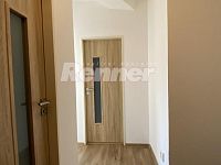 Pronájem, byt 1+kk, 34 m2, cihlový dům, přízemí, Ústí nad Labem - centrum - IMG_7941.jpg