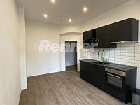 Pronájem, byt 1+kk, 34 m2, balkon, cihlový dům, 3. patro, Ústí nad Labem - centrum - IMG_8388.jpg