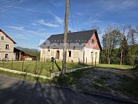 Hrubá stavba - rodinný dům 109 m2 s garáží 42 m2, podsklepený, pozemek 651 m2, Huntířov, okr. Děčín - 20260503_173516.jpg