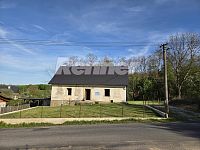 Hrubá stavba - rodinný dům 109 m2 s garáží 42 m2, podsklepený, pozemek 651 m2, Huntířov, okr. Děčín - 20260503_173544.jpg