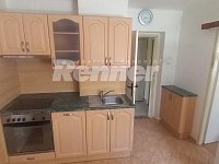 Prodej, Rodinný dům (140m2), zahrada (296m2), garáž (21m2) k rekonstrukci, Jevany u Prahy. - 1000040433.jpg