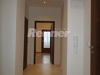 Pronájem, byt 2+kk+L, 62m2, 2. patro, cihl. dům, po rekonstrukci, parkování, zahrada, Ústí nad Labem - DSC09589.JPG