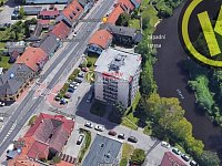 Pronájem nebyt. prostor v 1.patře (2NP), Lidická Tř., centrum Rožnova, Č. Budějovice - shora-3.jpg