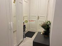 Byt 2+kk 52 m2 s balkonem 3,5 m2 a možností parkování v domě, Pštrossova ul., Praha 1 - 02.jpeg