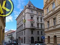 Byt 2+kk 52 m2 s balkonem 3,5 m2 a možností parkování v domě, Pštrossova ul., Praha 1 - 1713858740625.jpg