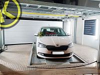 Byt 2+kk 52 m2 s balkonem 3,5 m2 a možností parkování v domě, Pštrossova ul., Praha 1 - garaz.jpg