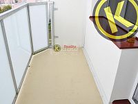 REZERVACE Panel.částečně zařízený byt 3+1 s balkonem (80,5 m2) 12.p. výtah, Labská, Č.Budějovice 2 - 21016g.jpg