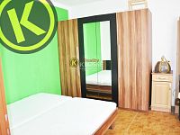 REZERVACE Panel.částečně zařízený byt 3+1 s balkonem (80,5 m2) 12.p. výtah, Labská, Č.Budějovice 2 - 21016jj.jpg