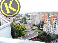 REZERVACE Panel.částečně zařízený byt 3+1 s balkonem (80,5 m2) 12.p. výtah, Labská, Č.Budějovice 2 - 21016m.jpg