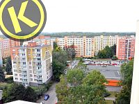 REZERVACE Panel.částečně zařízený byt 3+1 s balkonem (80,5 m2) 12.p. výtah, Labská, Č.Budějovice 2 - 21016mm.jpg