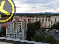 REZERVACE Panel.částečně zařízený byt 3+1 s balkonem (80,5 m2) 12.p. výtah, Labská, Č.Budějovice 2 - 21016oooo1.jpg