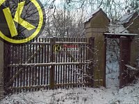 PRODÁNO Unikátní stavební pozemek, Hluboká nad Vltavou - 19082e.jpg vjezdová brána