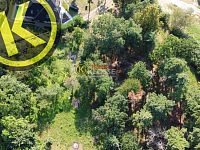 PRODÁNO Unikátní stavební pozemek, Hluboká nad Vltavou - DJI_0035.jpg