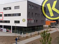 Nebyt.prostor (ordinace 53 m2) s parkováním ve 2NP nového Lékařského domu u NC Géčko ,  Č.Budějovice - DJI_0651-1.jpg