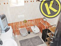 PRONAJATO  Zd. byt 3+kk 70 m2 s balkonem v bytovém domě na rohu ulic Nová a Tř.5.Května, Lišov - 20053o.jpg