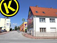 PRONAJATO  Zd. byt 3+kk 70 m2 s balkonem v bytovém domě na rohu ulic Nová a Tř.5.Května, Lišov - 20053tt.jpg