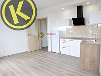 PRONAJATO Nový zděný 1+kk, 33m2, náměstí Š.Lomnického, Ševětín u ČB - 20024g.JPG