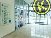 Obchodní a nebyt.prostory (72 a 40 m2) v přízemí Lékařského domu u NC Géčko, Č.Budějovice - DSC09464-1.jpg