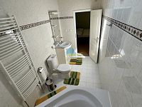 Rodinný dům(135m²) 4+1, s garáží a zahradou ve Františkových Lázních na prodej - RD (13).JPG