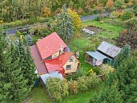 Rodinný dům (109 m2) se zahradou (448 m2) a garáží v Hájích u Chebu na prodej - DJI_0177.jpg