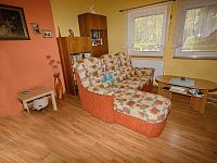 Rodinný dům (109 m2) se zahradou (448 m2) a garáží v Hájích u Chebu na prodej - IMG_1639.jpg