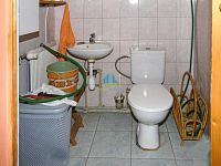 Rodinný dům (109 m2) se zahradou (448 m2) a garáží v Hájích u Chebu na prodej - IMG_1652.jpg