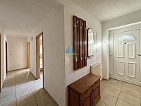 Rodinný dům(4+1) (174m²) s garáží(2auta) a zahradou ve Františkových Lázních na prodej - RD mob (31)copy.jpg