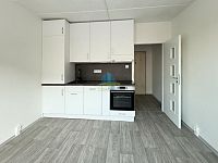 Pronájem garsonky (20m²) v panelovém domě s výtahem v Palackého ulici v Chebu - IMG_E4392.JPG