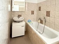 BYT 2+1(70m2) ve zděné zástavbě ve Františkových Lázních k pronájmu - 2+1 Ameri.Fr.L (1).JPG