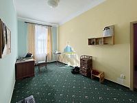 BYT 4+1(120) s balkonem ve Františkových Lázních k pronájmu - 4+1 Francouzská F.L (32).JPG