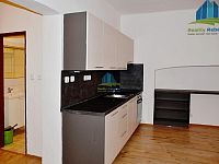 BYT 1+1 ve zděné zástavbě v Chebu v centru k pronájmu - 1+1 Úzká 10 Cheb (13).jpg